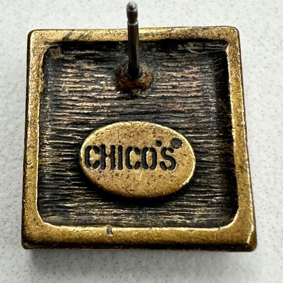 Chico's Pyramid Rhinestone Studded Square Stud Gold Tone Earrings Pierced Pair - Picture 9 of 10